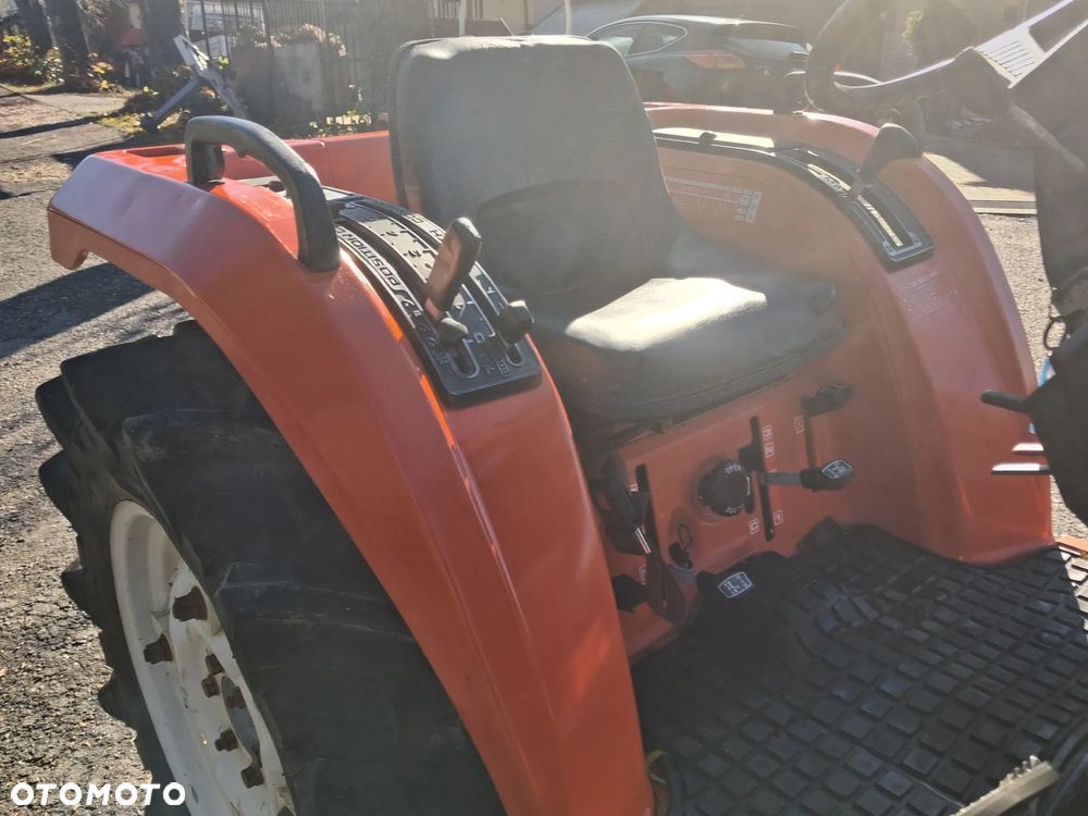 Kubota x24 - 9