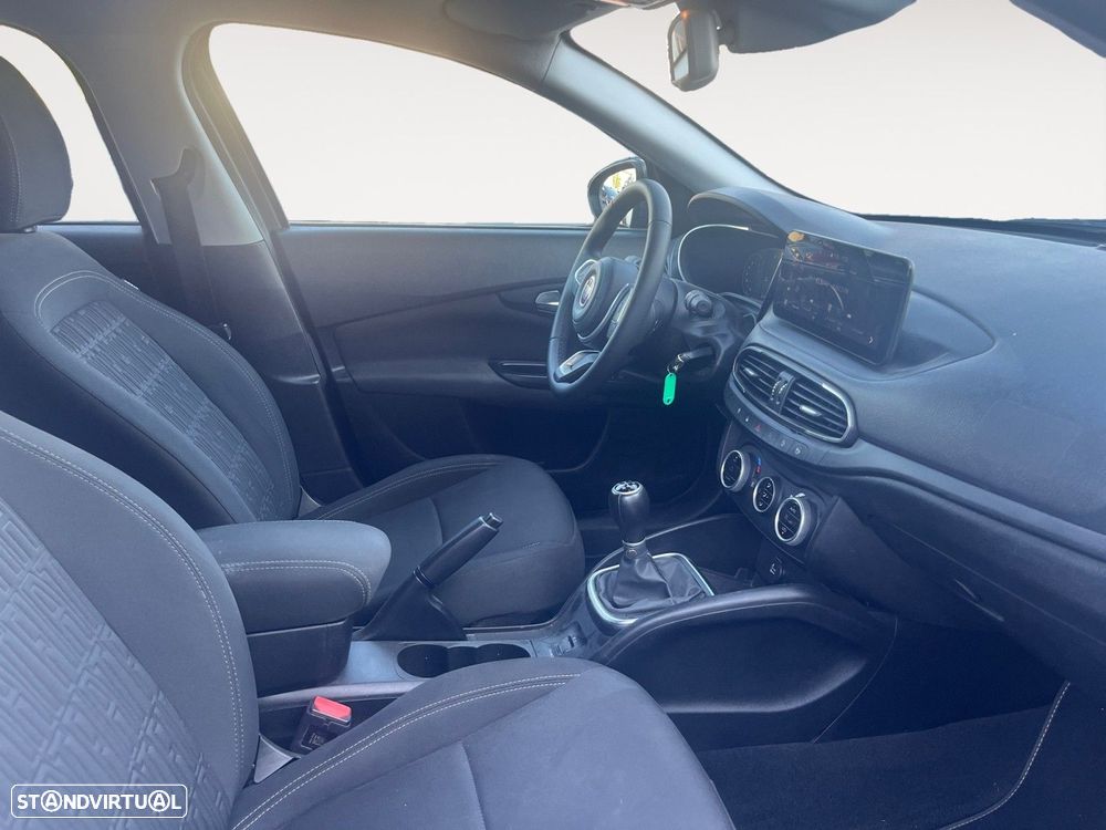 Fiat Tipo Station Wagon 1.0 GSE T3 - 15