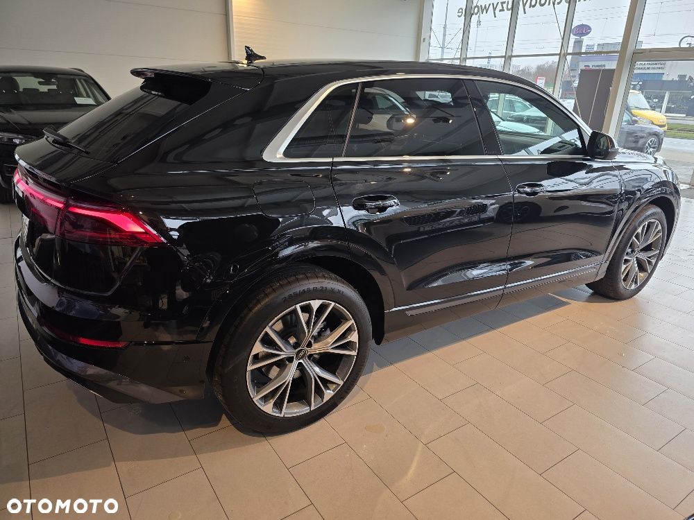 Audi Q8 - 1