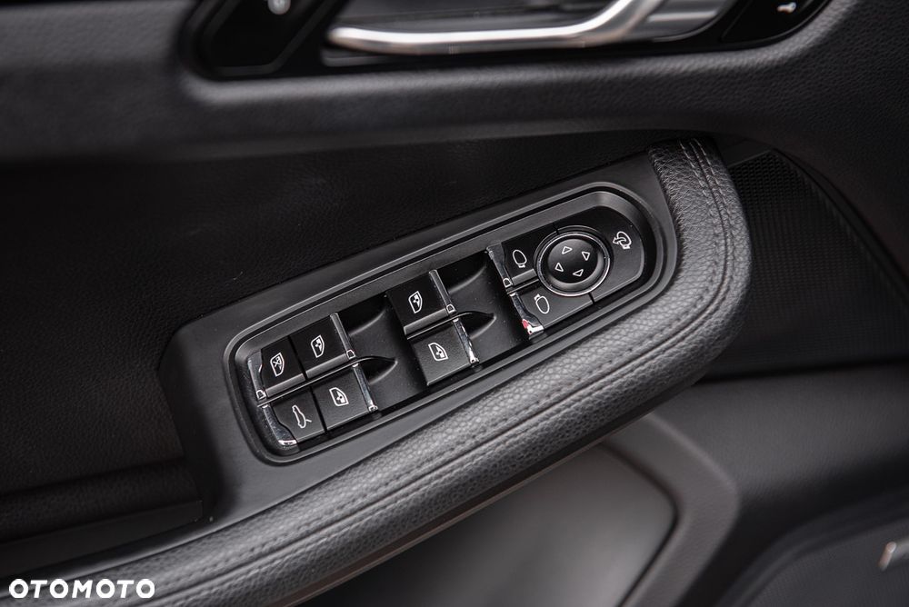 Porsche Macan S PDK - 16