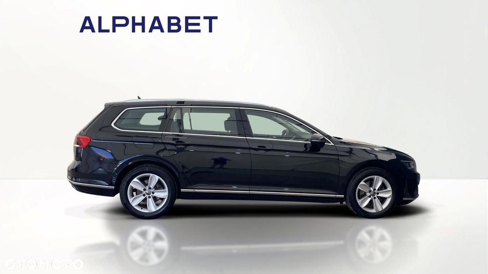 Volkswagen Passat - 6