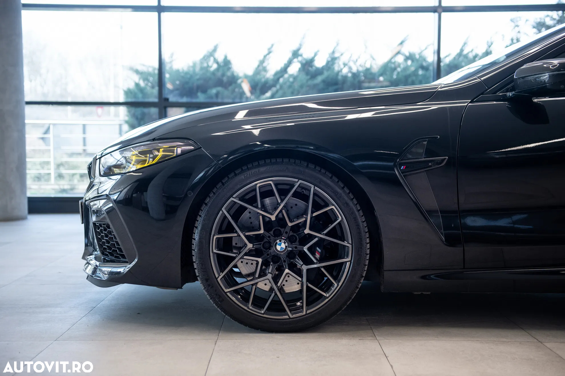BMW M8 Competition - 12