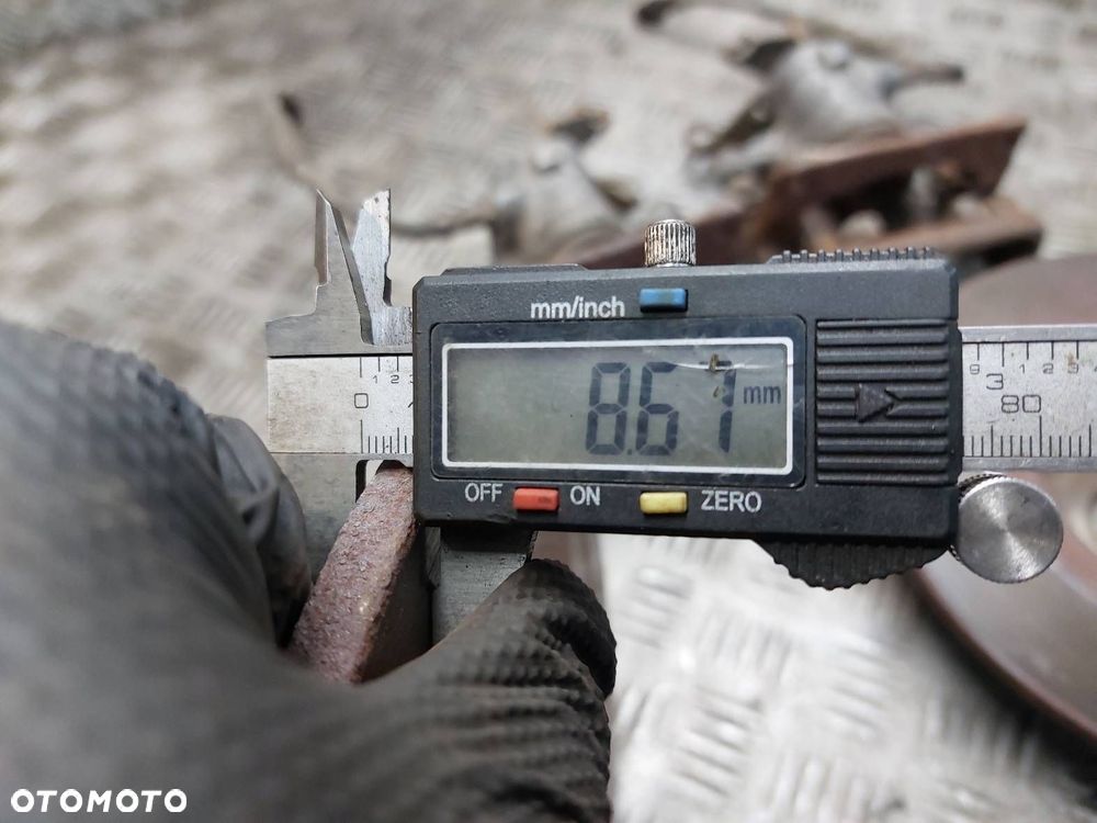 TARCZE HAMULCOWE TYŁ + ZACISKI LANCIA LYBRA I - 5