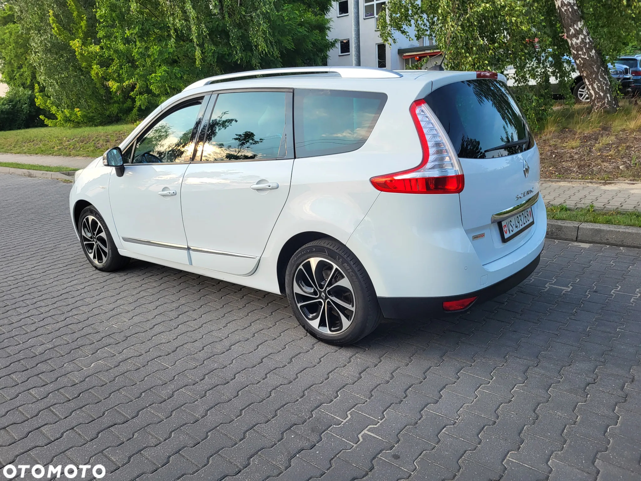 Renault Scenic 2.0 16V 140 CVT Dynamique - 4