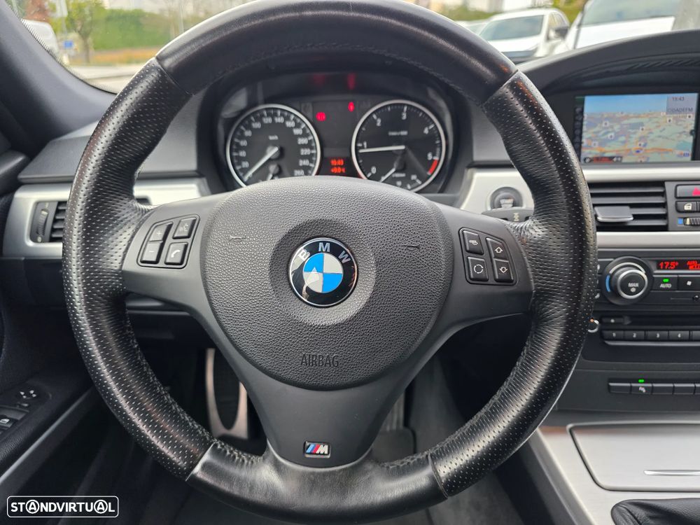 BMW 320 d Pack M - 28