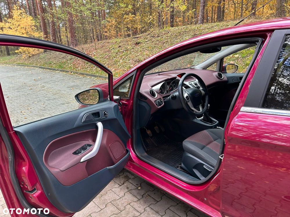 Ford Fiesta 1.6 Ti-VCT Titanium - 9