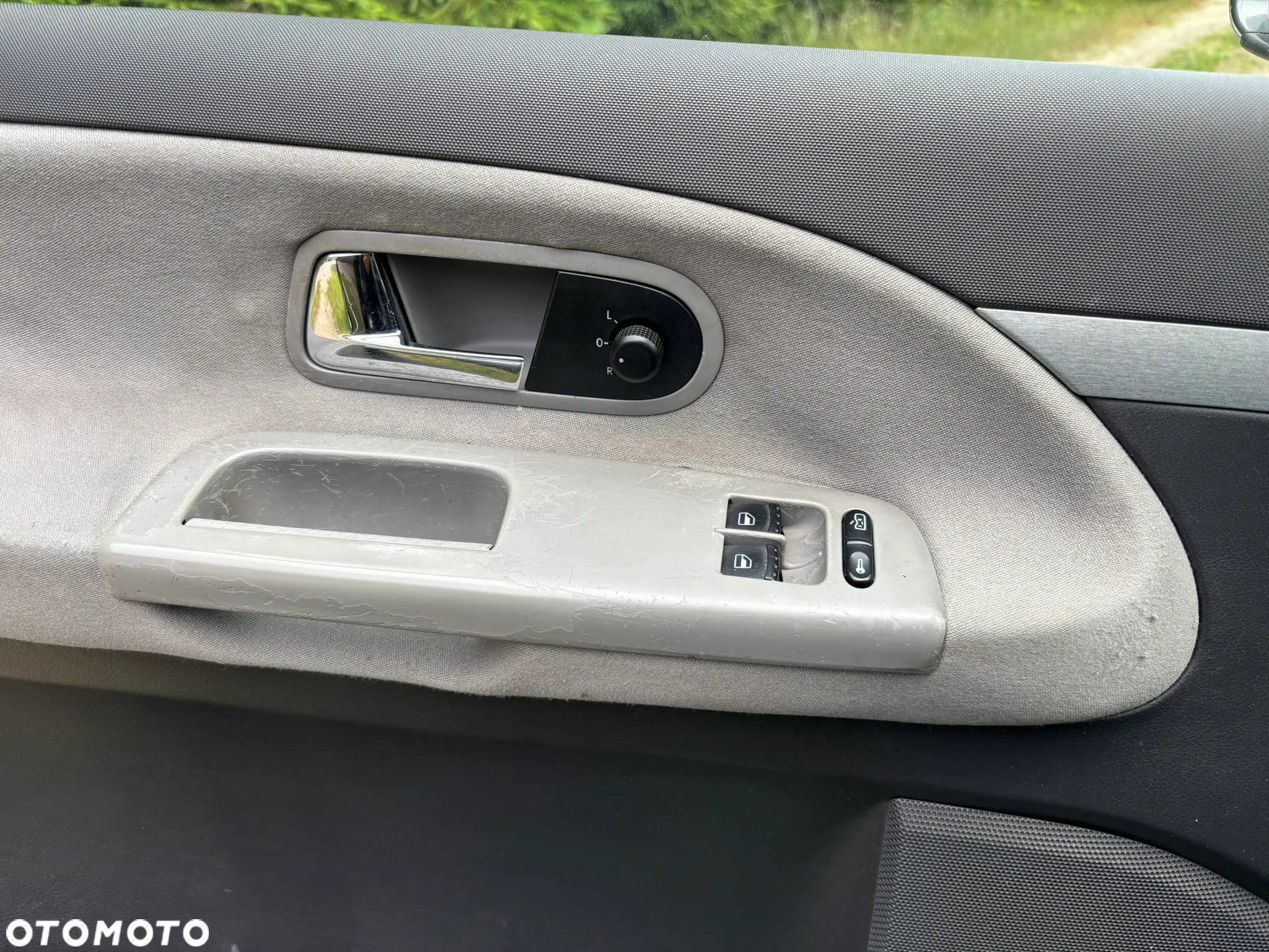 Volkswagen Sharan - 15