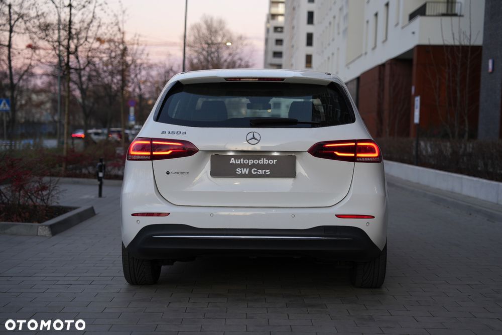 Mercedes-Benz Klasa B 180 d 7G-DCT - 5