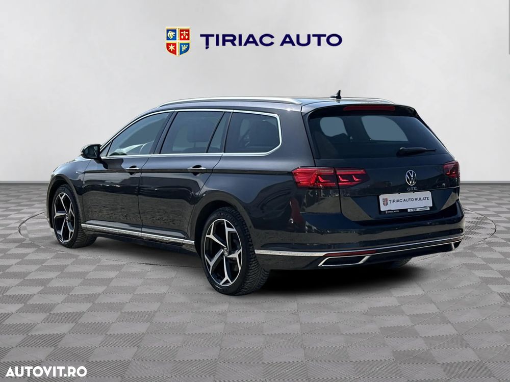 Volkswagen Passat - 3