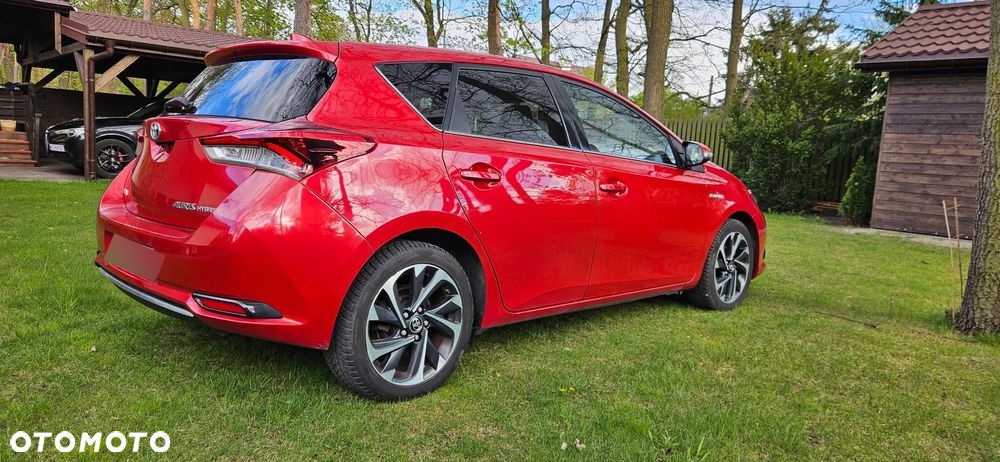 Toyota Auris 1.8 HSD Prestige - 3