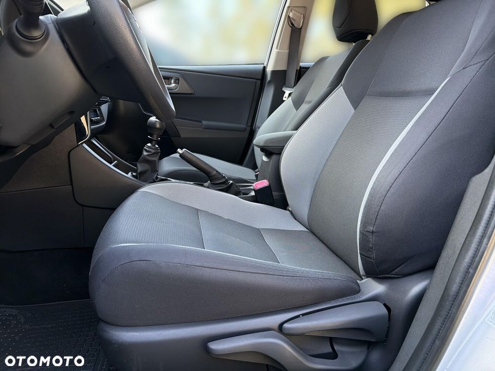 Toyota Auris 1.33 VVT-i Active - 23