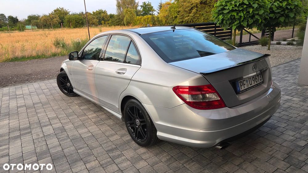 Mercedes-Benz Klasa C - 24