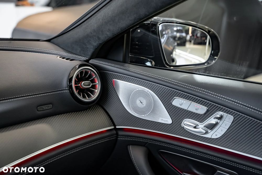 Mercedes-Benz AMG GT 63 S 4-Matic+ - 30