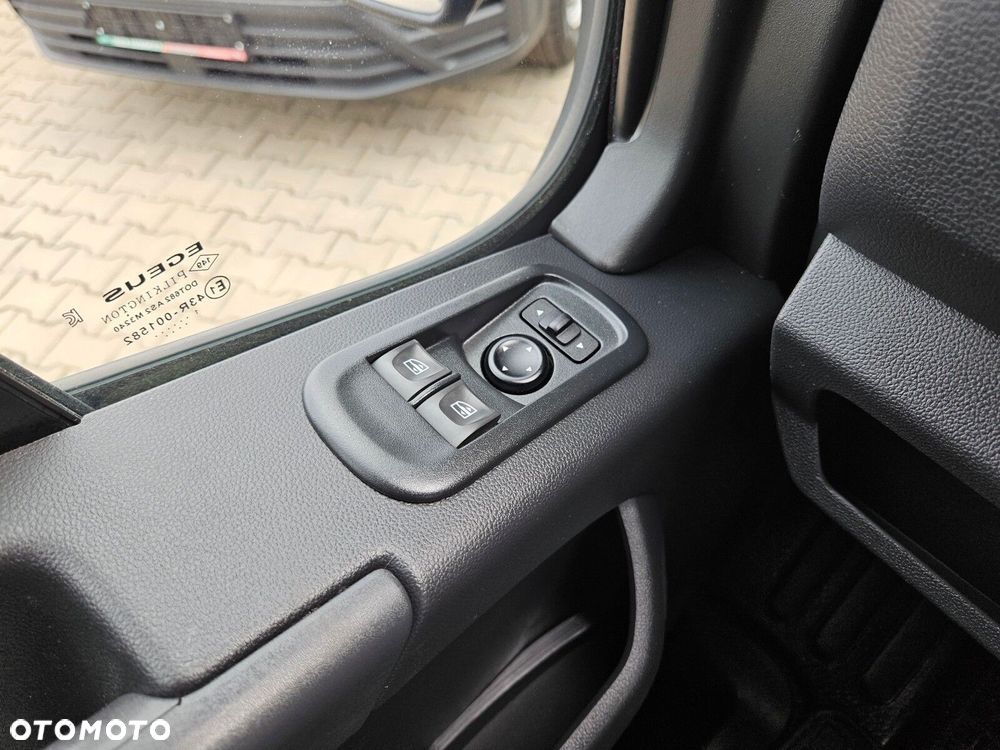 Renault Master DoKa 7 osób *84999zł Netto* 2.3 dCi/180KM - 17