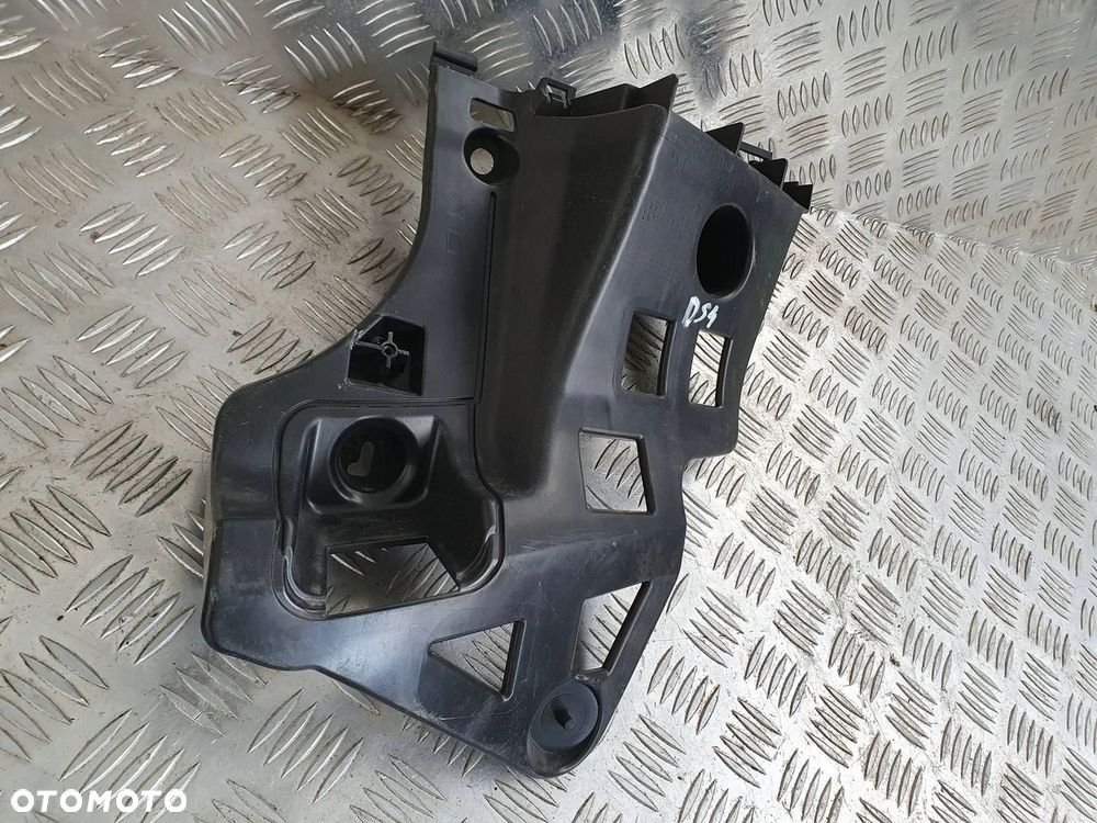 DS4 II 21-Ślizg mocowanie zderzaka tylnego prawy - 4