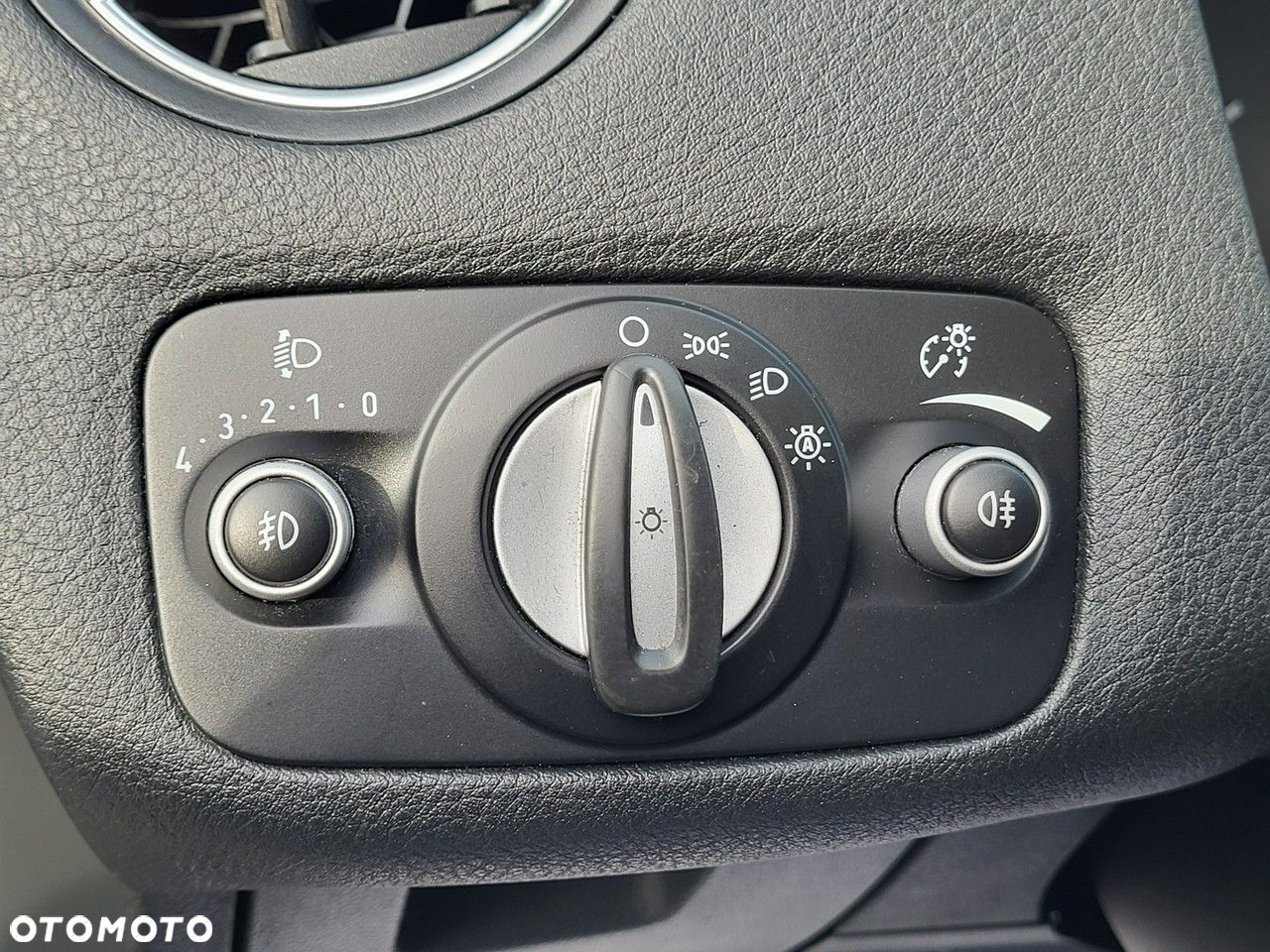 Ford Mondeo - 35