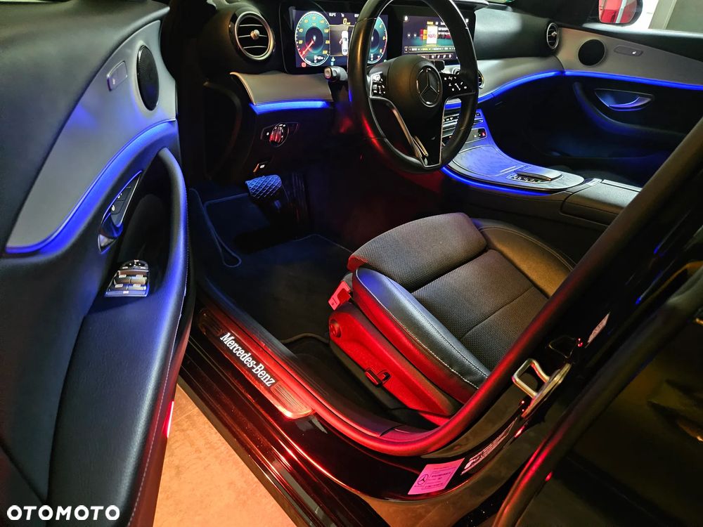Mercedes-Benz Klasa E 220 d 4-Matic 9G-TRONIC - 5