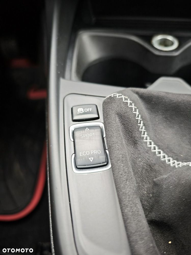 BMW Seria 1 - 25