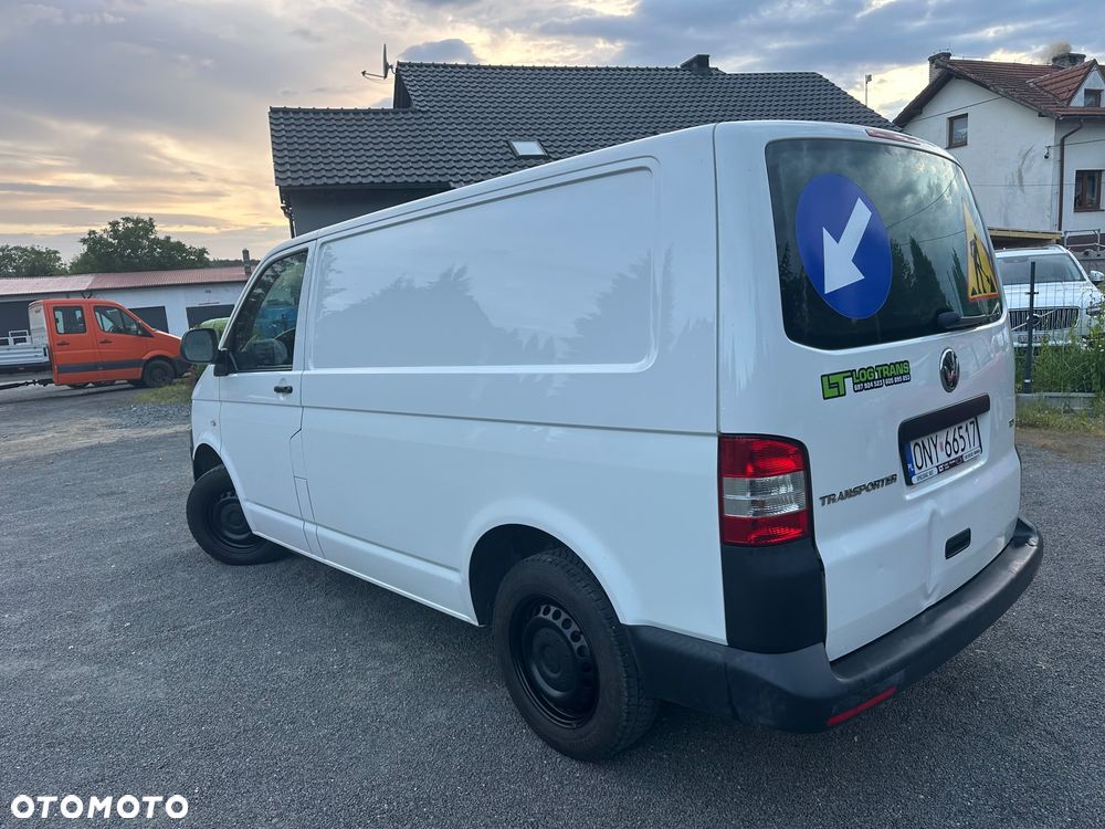 Volkswagen T5 - 2