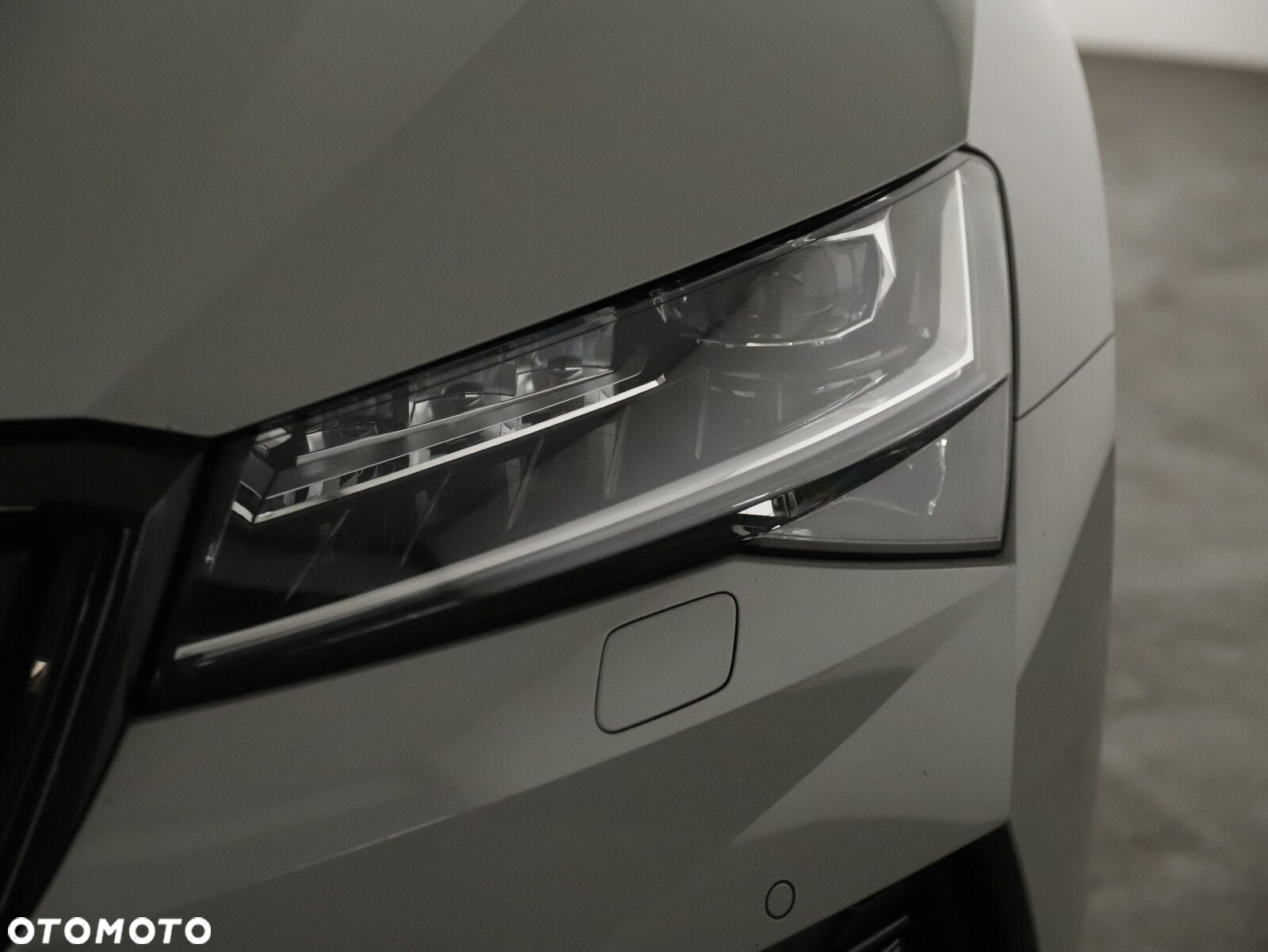 Skoda Superb 2.0 TSI 4x4 Sportline DSG - 29