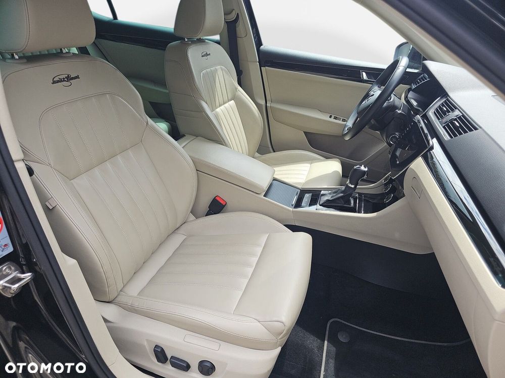 Skoda Superb 2.0 TDI SCR L&K DSG - 15