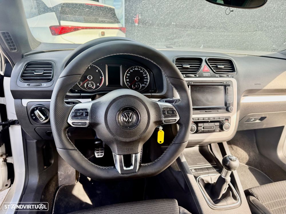 VW Scirocco 2.0 TDI Sport - 36