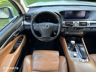 Lexus LS 460 Superior AWD EU6 - 11