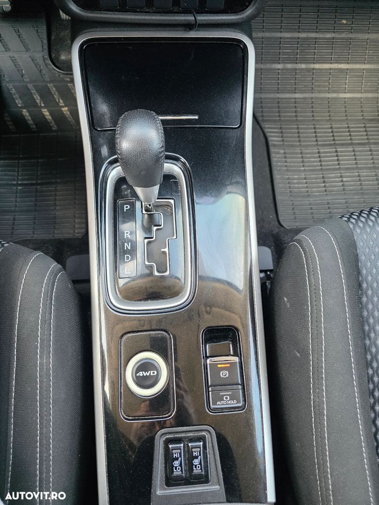 Mitsubishi Outlander 2.2 DI-D 4WD Automatik Edition 100+ - 13