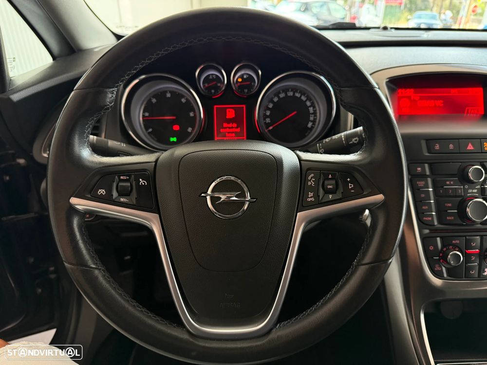 Opel Astra 1.7 CDTi Cosmo - 19