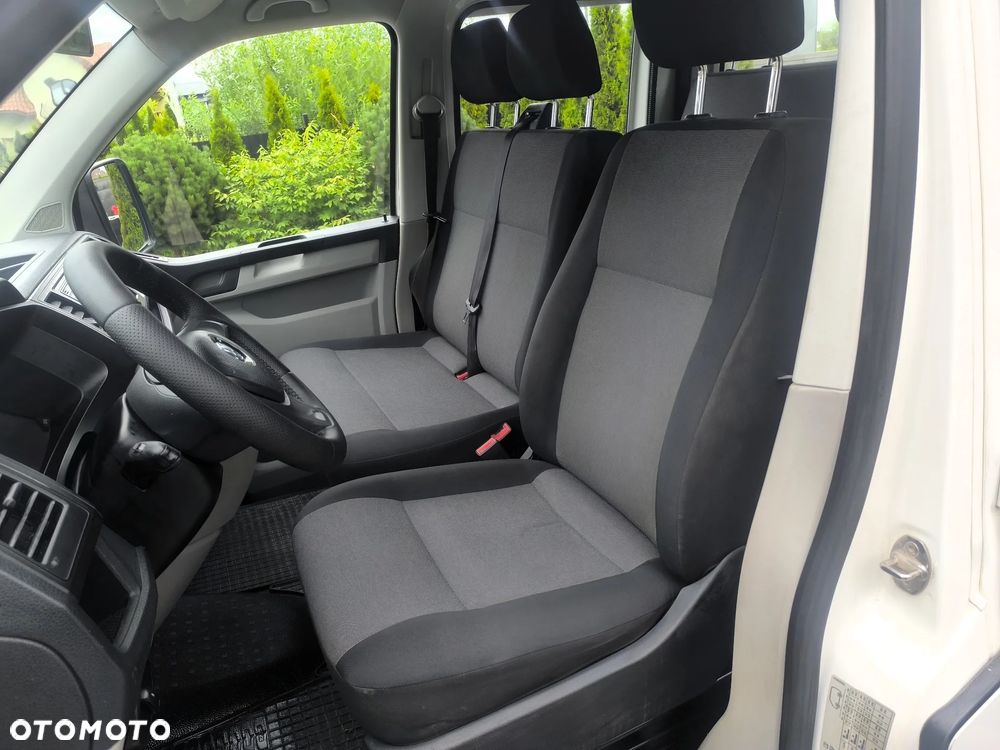 Volkswagen Transporter - 9