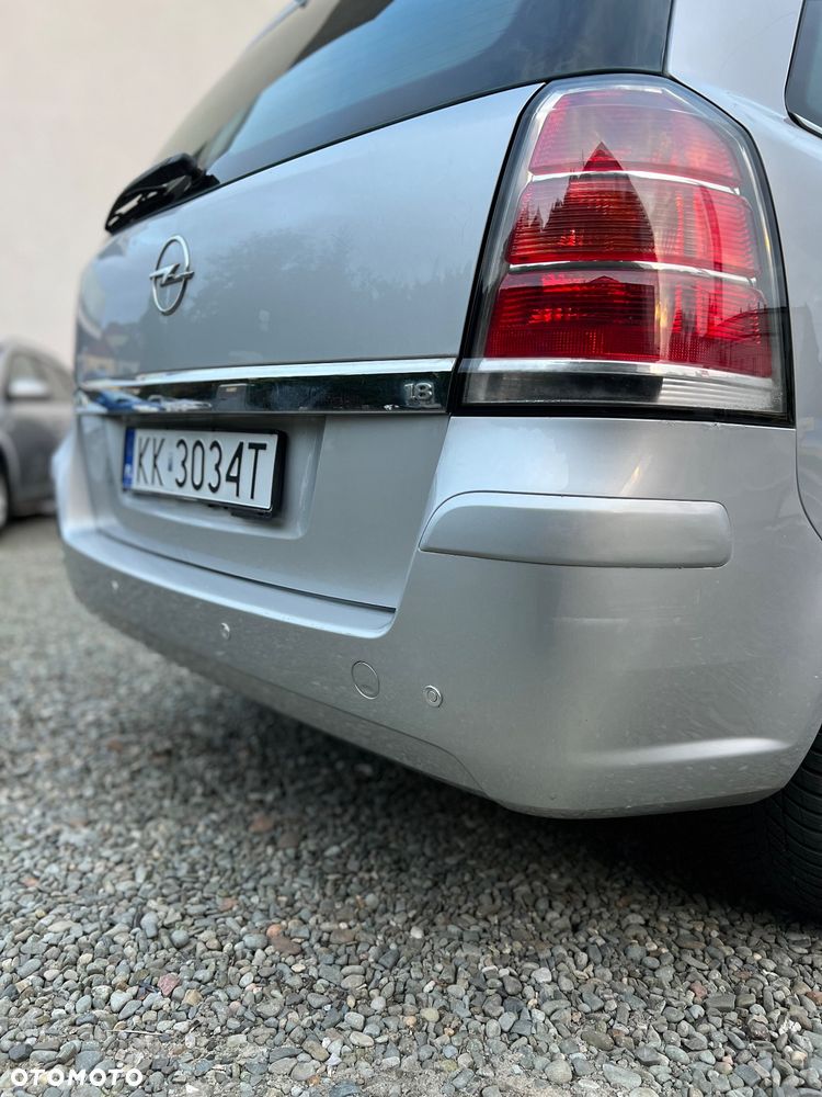 Opel Zafira 1.8 Elegance - 11
