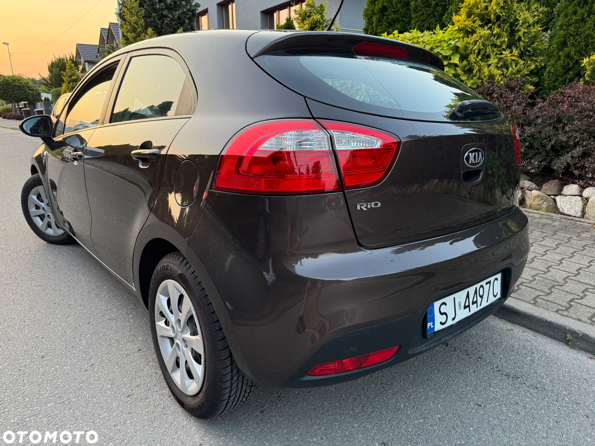 Kia Rio 1.2 Edition 7 - 9