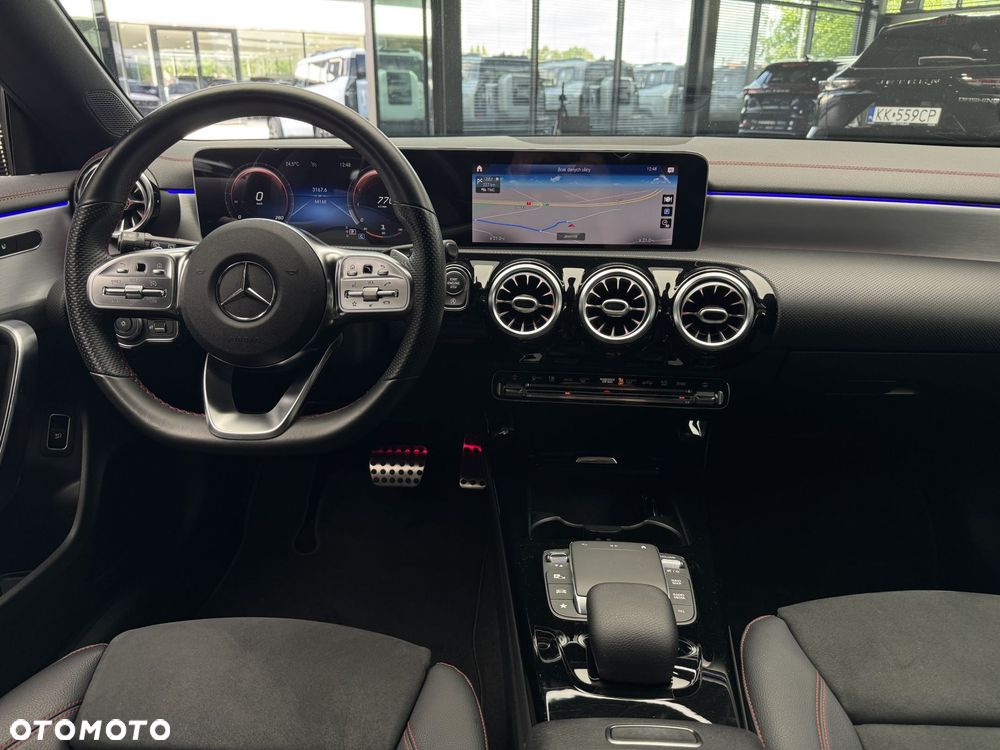Mercedes-Benz CLA 200 AMG Line 7G-DCT - 16
