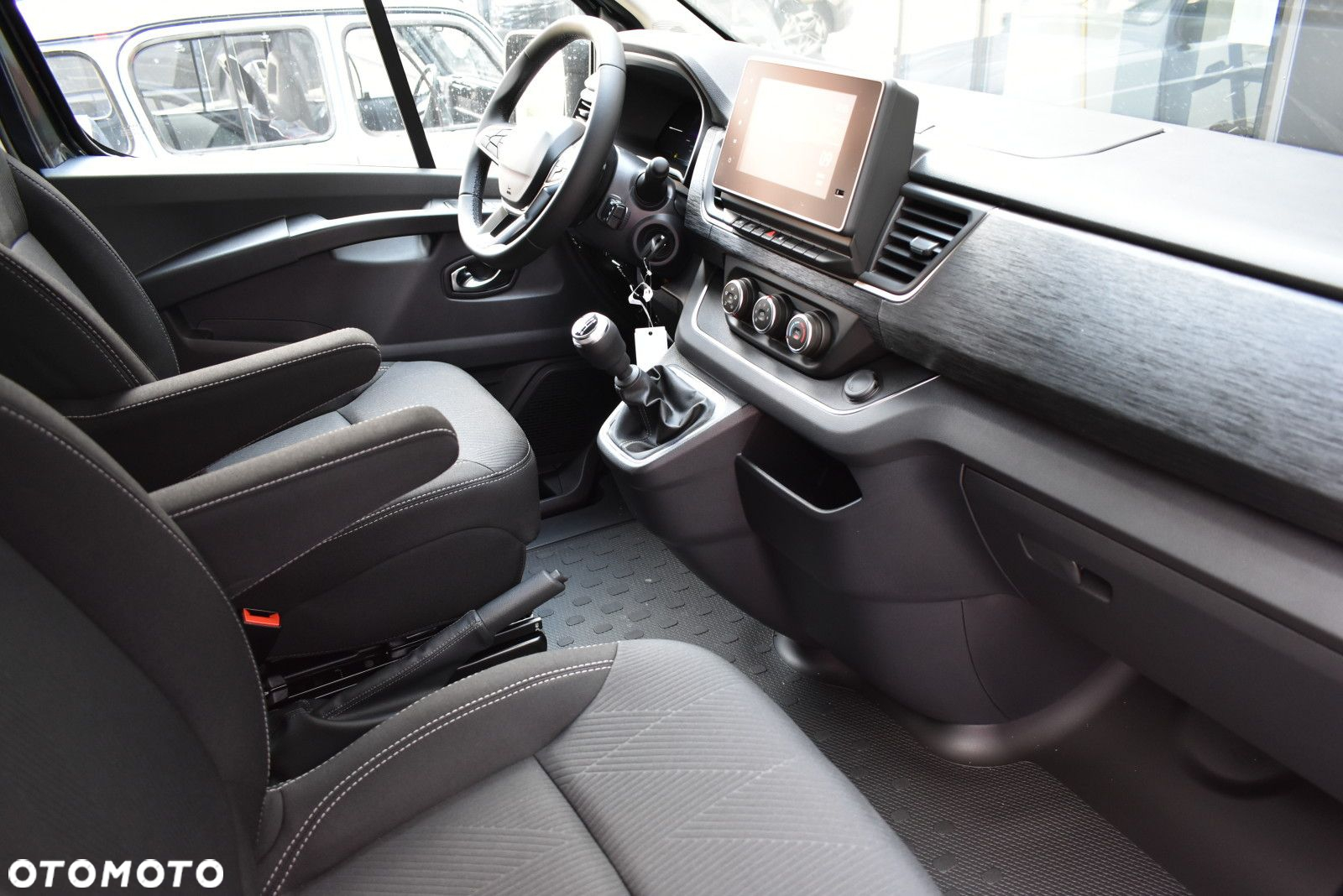 Renault Trafic - 15