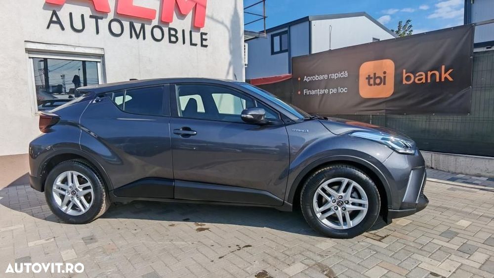 Toyota C-HR - 8