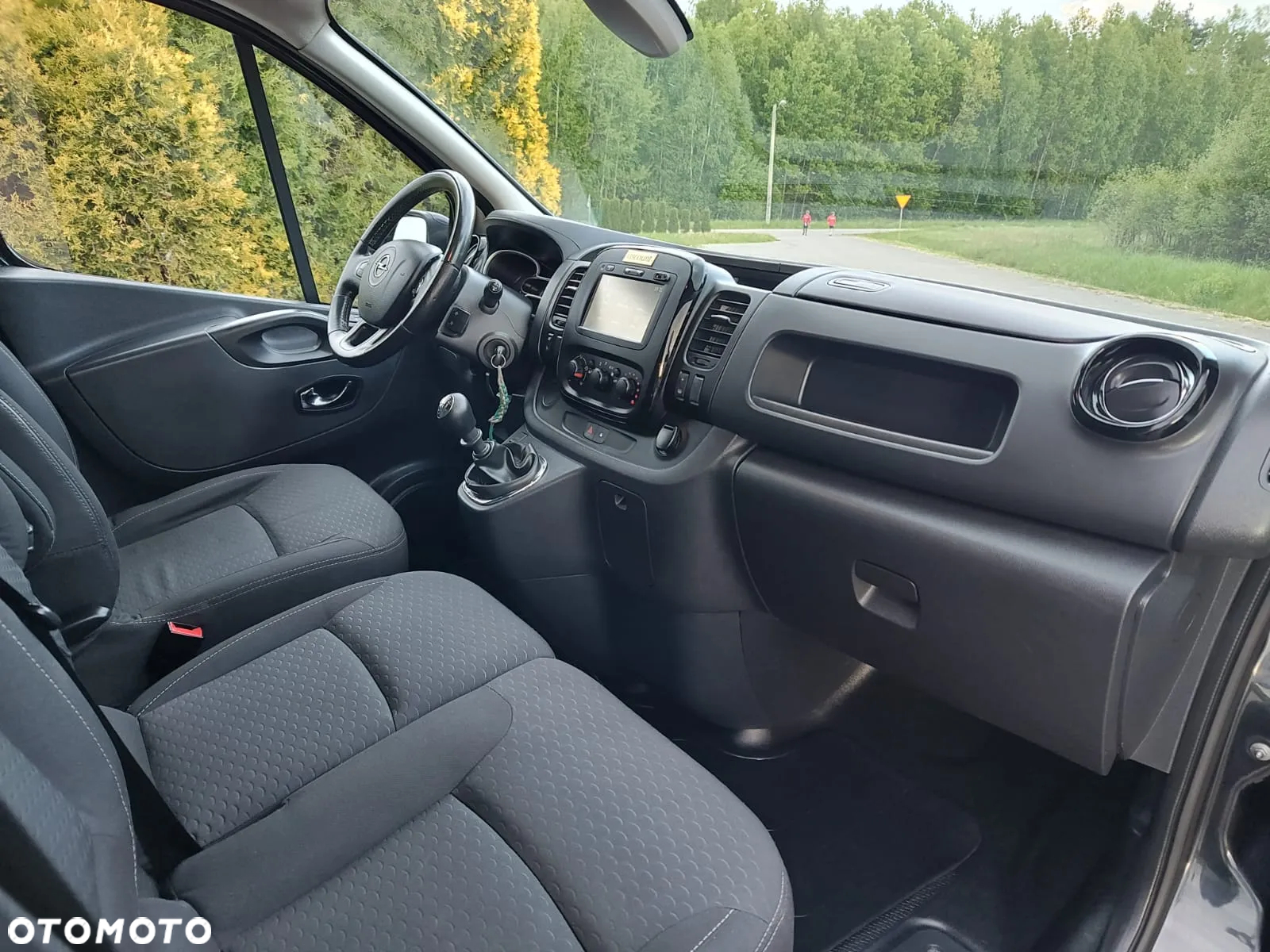 Opel Vivaro - 20