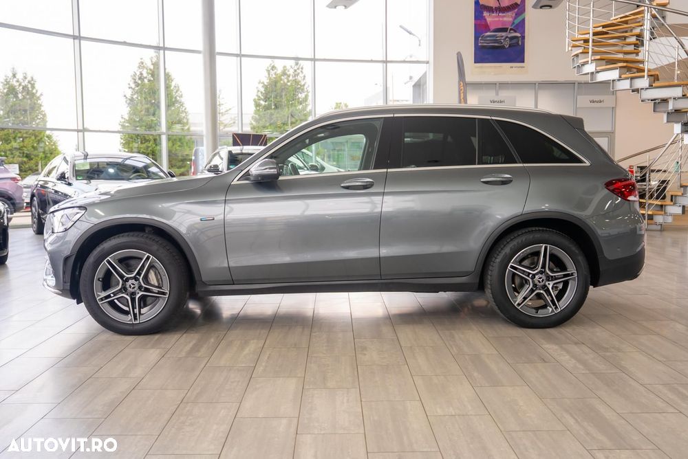 Mercedes-Benz GLC - 7