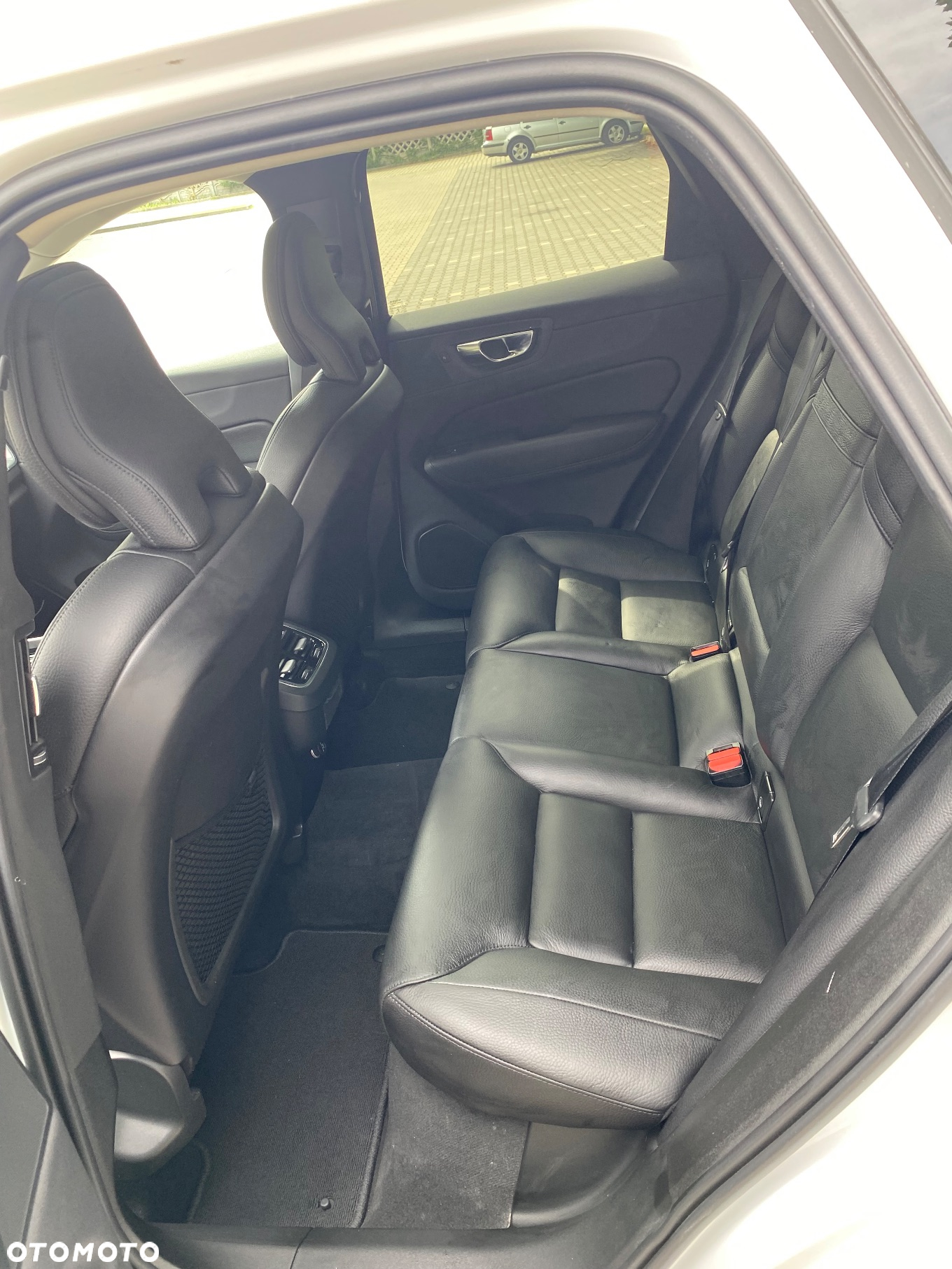 Volvo XC 60 T6 AWD Momentum - 6