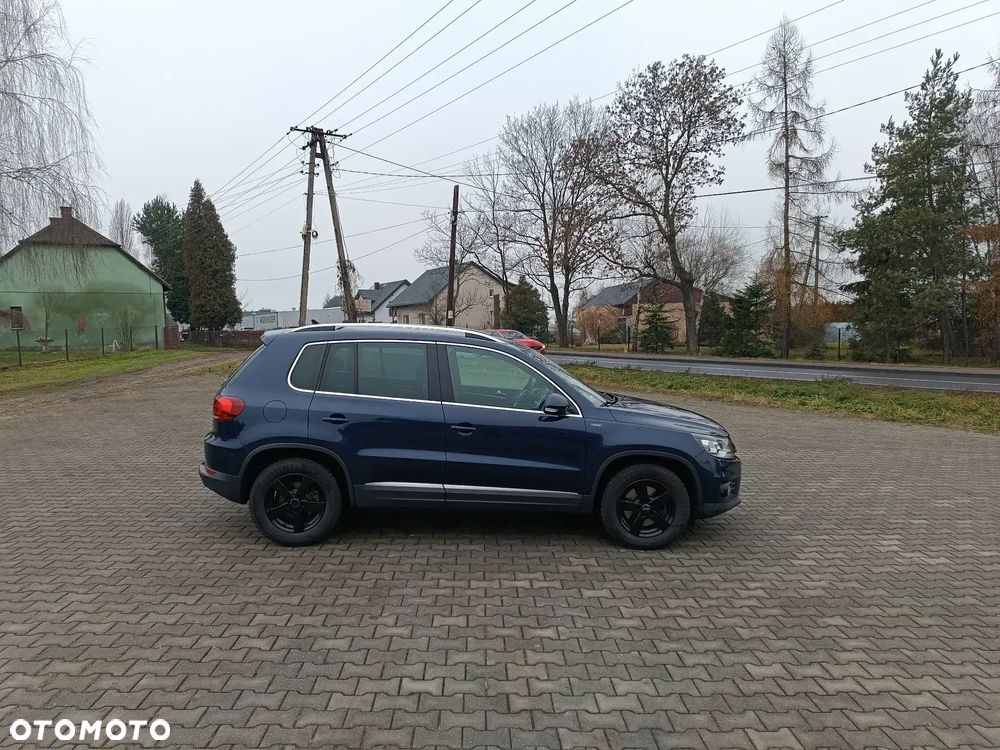Volkswagen Tiguan - 8