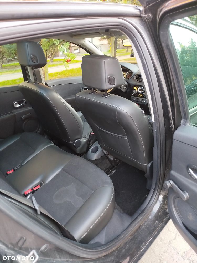 Renault Clio 1.2 16V TCE Night&Day - 7