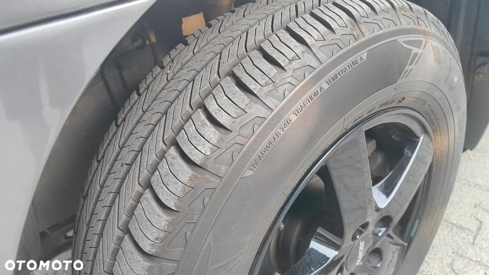 Suzuki Grand Vitara 2.0 - 36