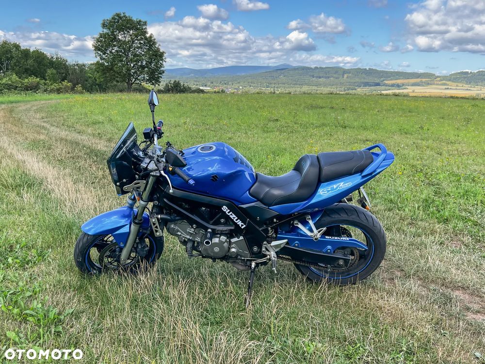 Suzuki SV - 8