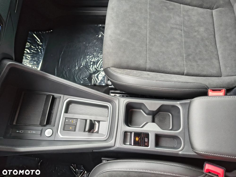 Volkswagen Caddy 2.0 TDI Style DSG - 9