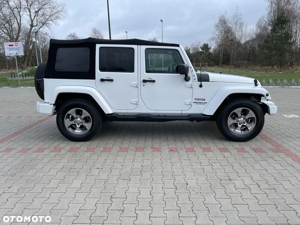 Jeep Wrangler - 17