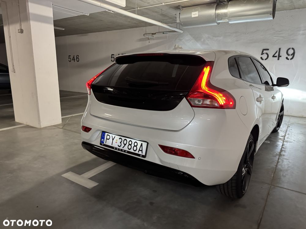 Volvo V40 - 32