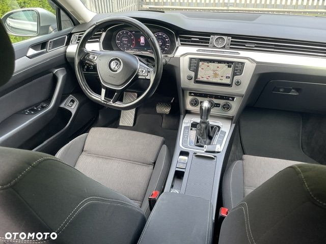 Volkswagen Passat 1.8 TSI (BlueMotion Technology) DSG Comfortline - 13
