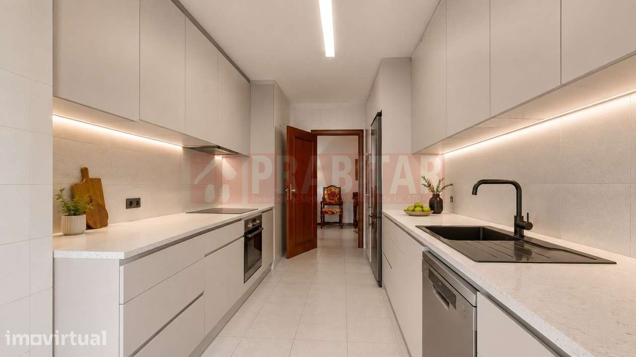 T4 Exclusivo em Celas (177m²)| Áreas Generosas e Garagem Dupla | Pront - Grande imagem: 3/49