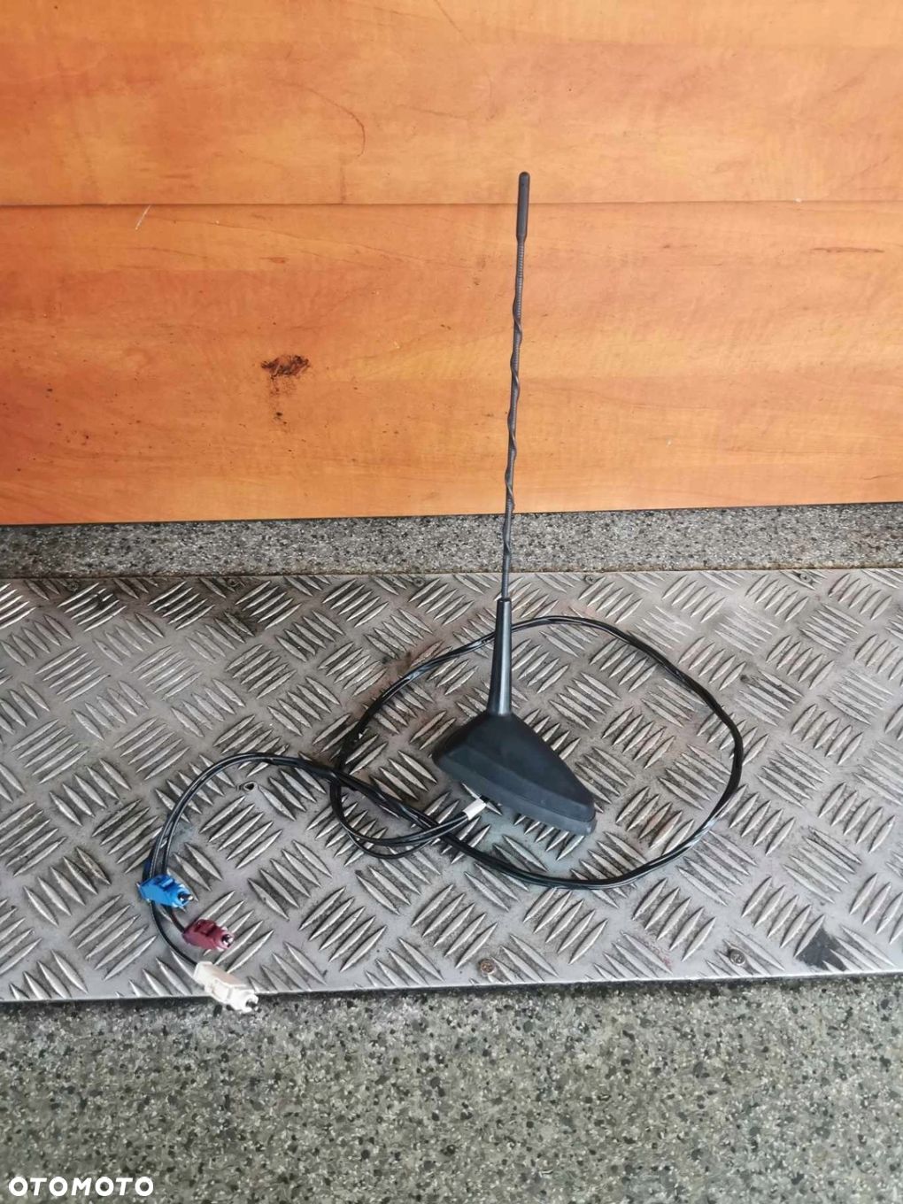 ANTENA DACHOWA RENAULT SCENIC III OE 282160099R - 1