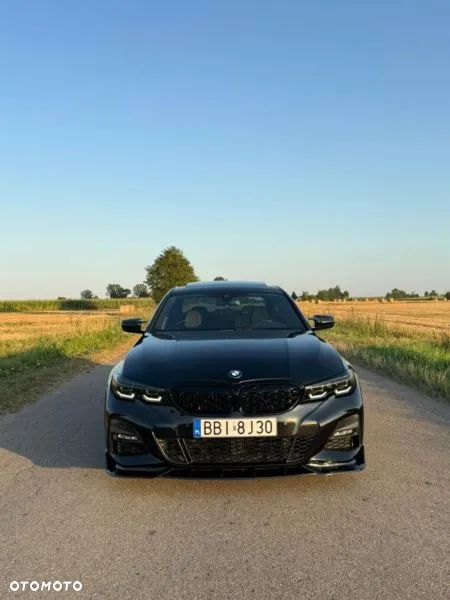 BMW Seria 3 330i - 9