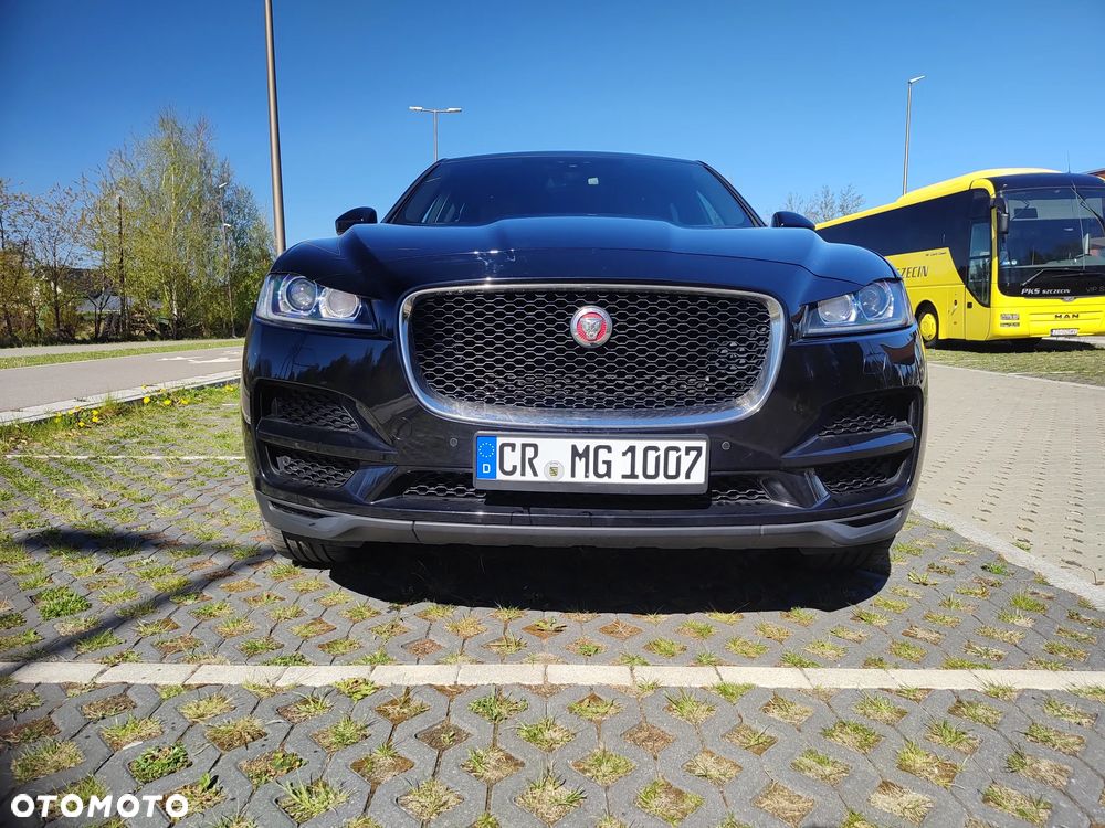 Jaguar F-Pace 20d AWD Pure - 3